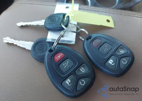 2017 Buick Enclave Leather z USA, uszkodzony, nr VIN 5GAKVBKD4HJ200165